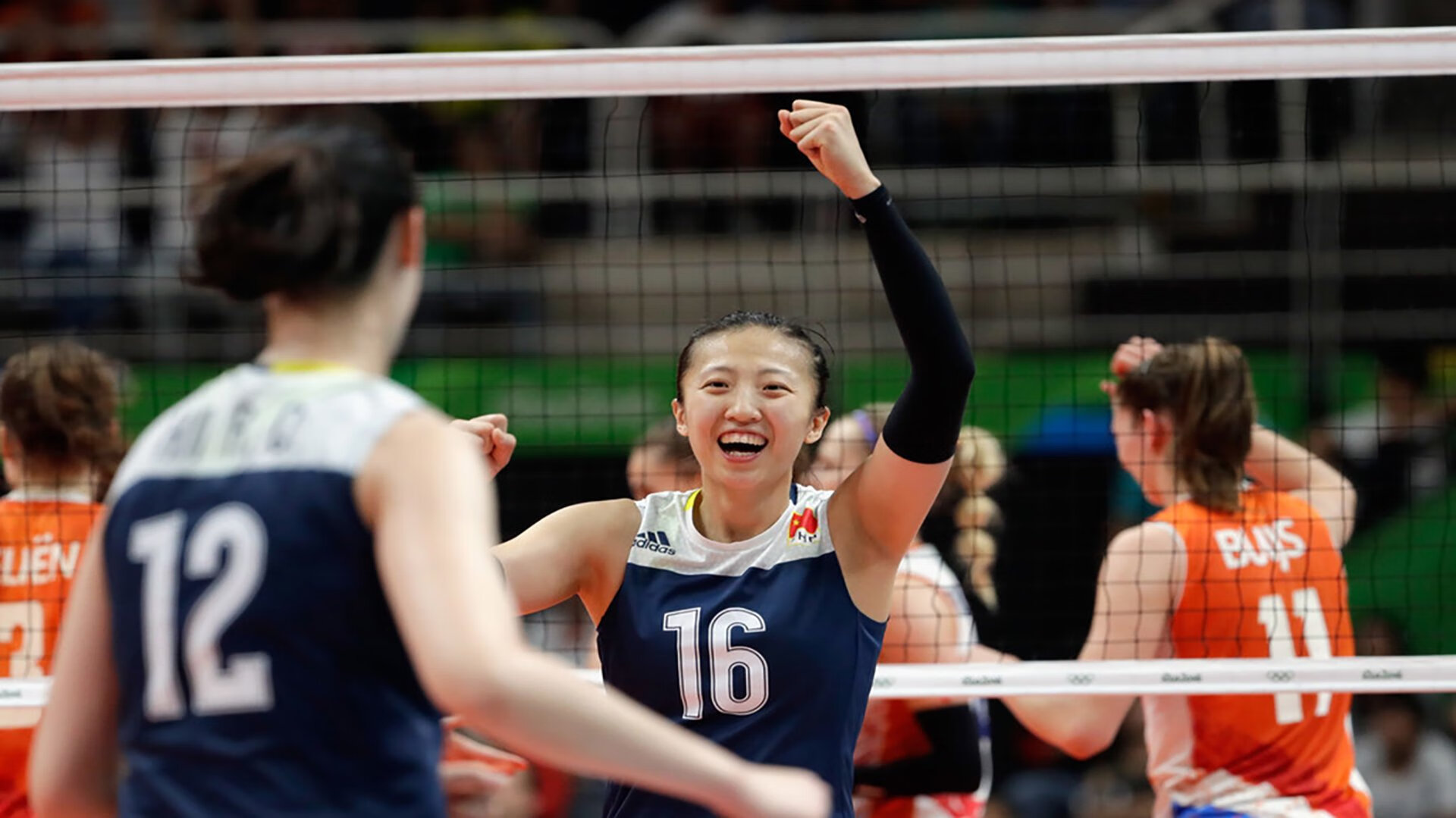 2026年国际足联世界杯-跨界奇兵！科维托娃化身湖人防守大闸，战术革新引爆全网热议